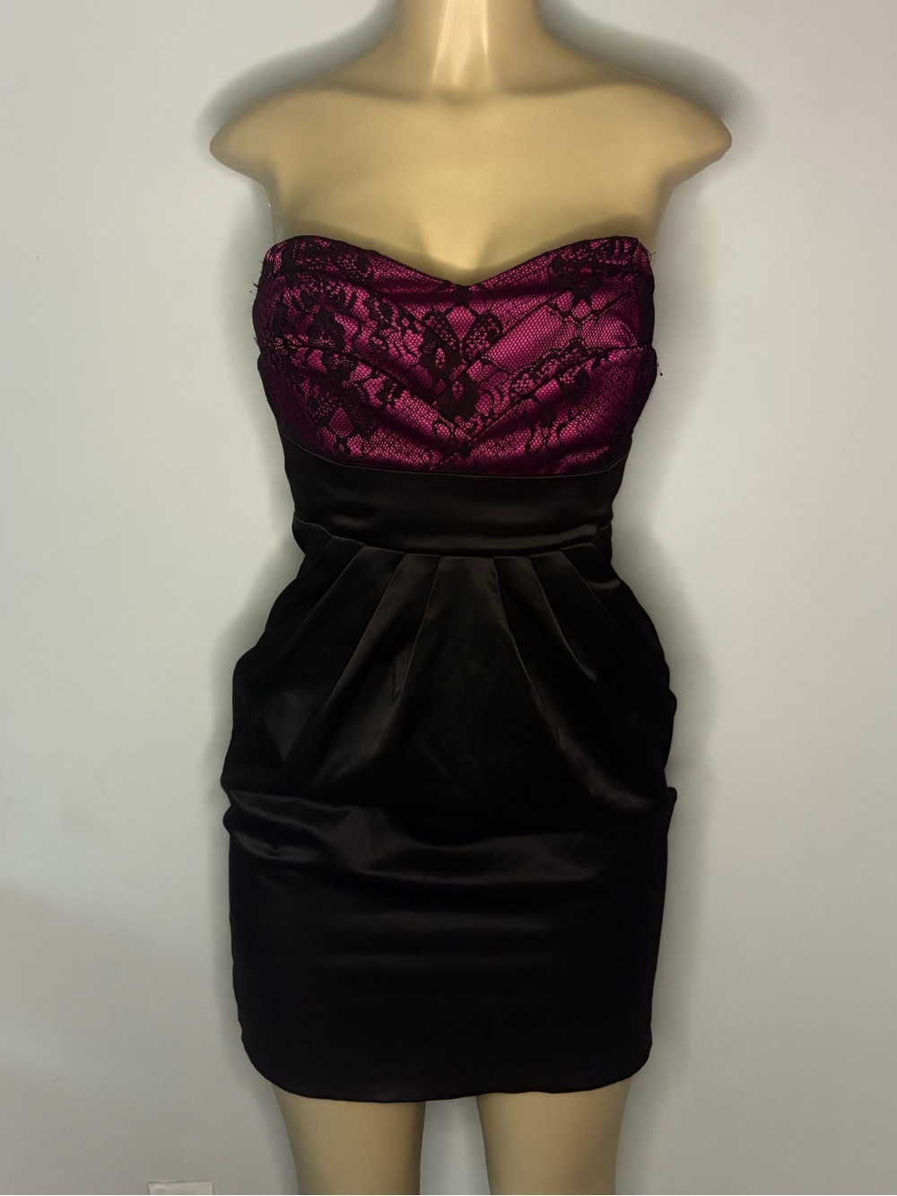 Love Y2K Dark Fairy Strapless Fuchsia Lace Bodice with Black Satin Skirt